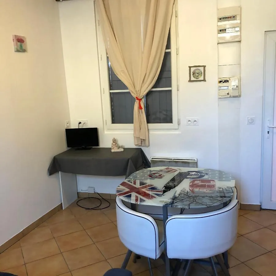 Studio Centre Ville Tarbes 0*,